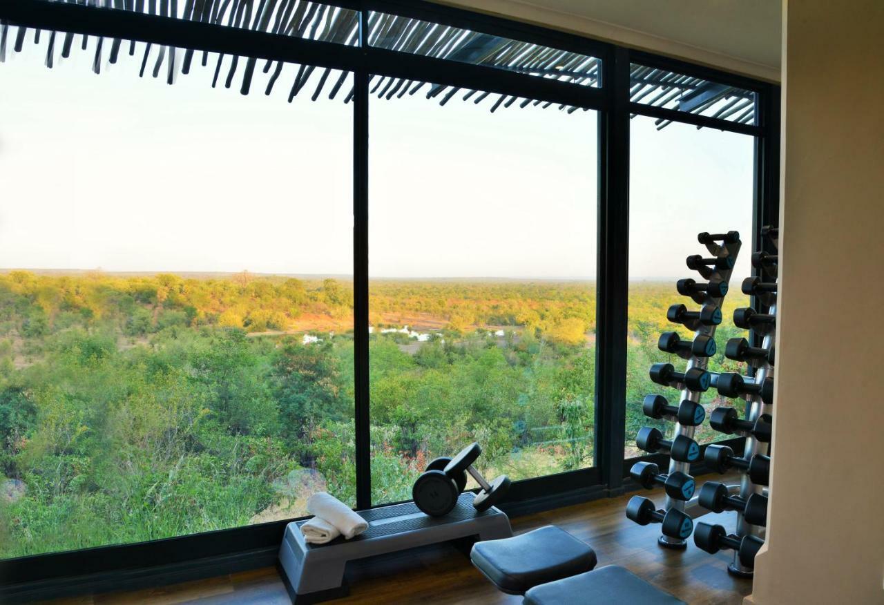 วิคตอเรีย ฟอลล์ ซาฟารี ลอดจ์ Hotel วิกตอเรียฟอลส์ ภายนอก รูปภาพ